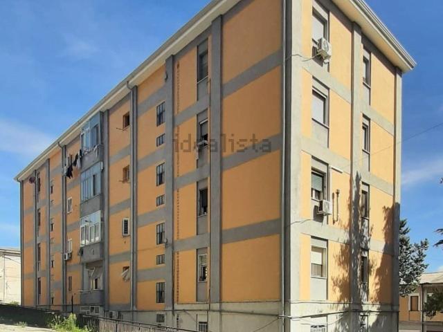 Appartamento in vendita di 85 m² in Via Francesco Cilea, 11