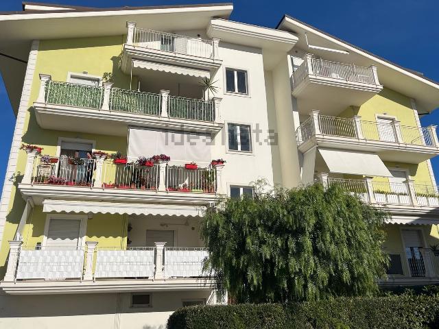 Appartamento in vendita di 85 m² in Via Francesco Baracca, 1