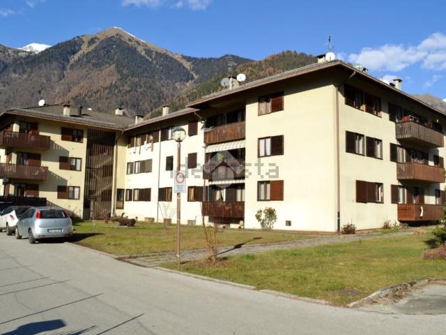 Appartamento in vendita di 85 m² in Via Fucine, 73