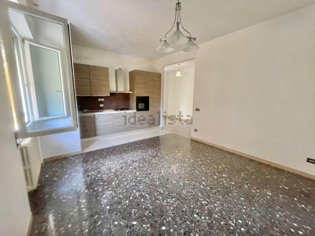 Appartamento in vendita di 85 m² in Via Gaetano Donizetti, 60