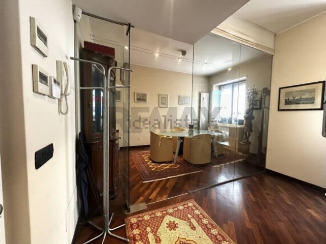 Appartamento in vendita di 85 m² in Via Gerolamo Borgazzi, 13