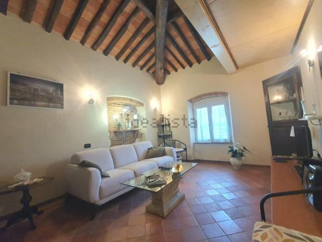 Appartamento in vendita di 85 m² in Via Giovanni Volpi, 444