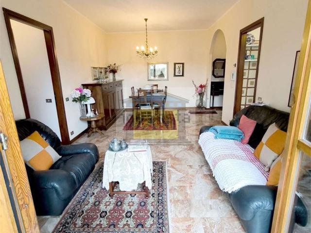Appartamento in vendita di 85 m² in Via Giovanni Pascoli, 27