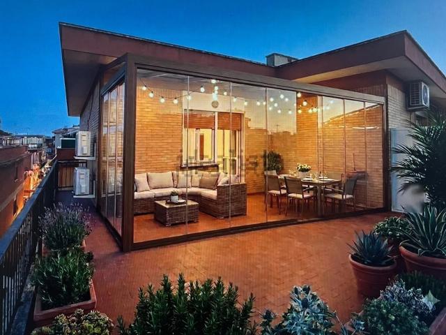 Appartamento in vendita di 85 m² in Via Giovanni Ruspoli