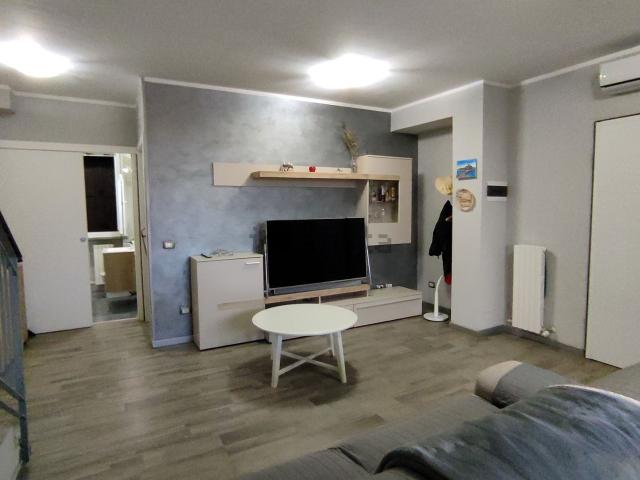 Appartamento in vendita di 85 m² in Via Giordano Bruno, 10