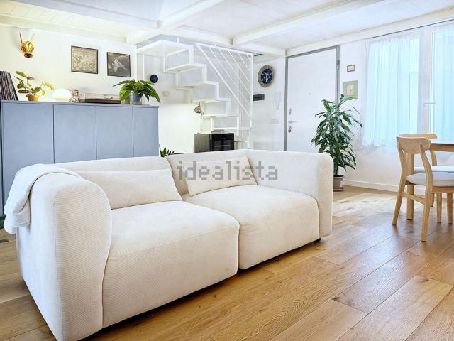Appartamento in vendita di 85 m² in Via Giacinto Bruzzesi, 9