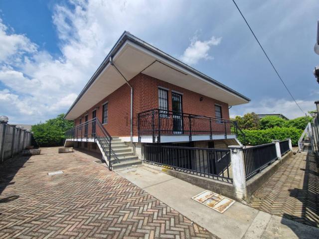Appartamento in vendita di 85 m² in Via Giacomo Leopardi, 22