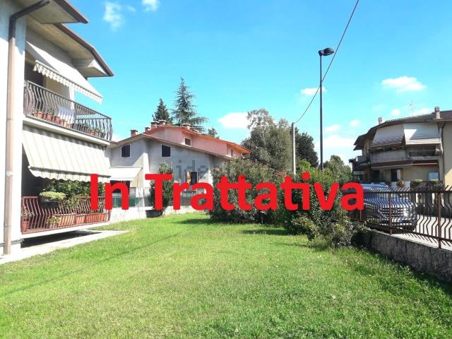Appartamento in vendita di 85 m² in Via Giacomo Leopardi