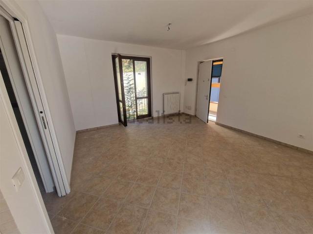 Appartamento in vendita di 85 m² in Via Giambattista Pergolesi