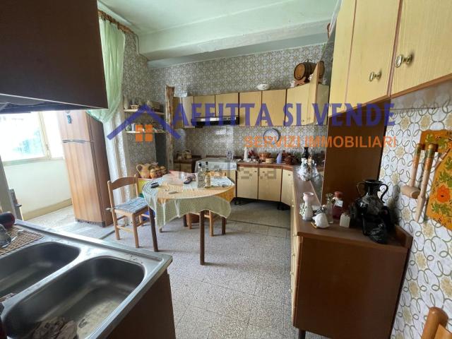 Appartamento in vendita di 85 m² in Via Giuseppe Toscano, 2