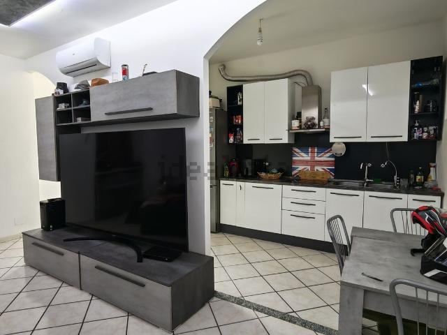 Appartamento in vendita di 85 m² in Via Giuseppe Campana, 1000