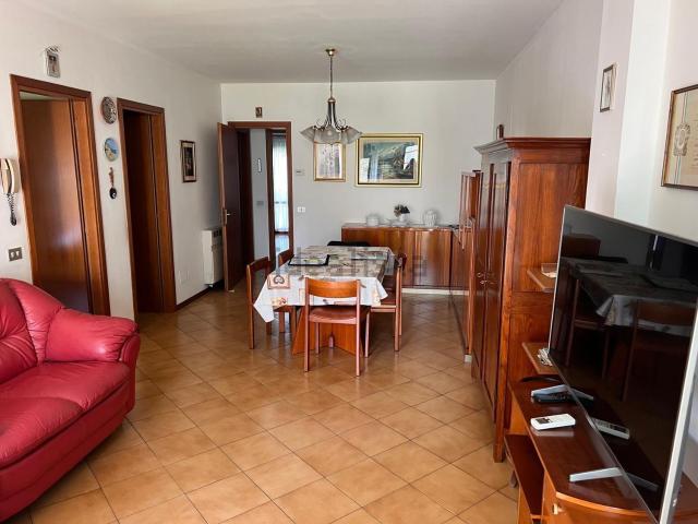 Appartamento in vendita di 85 m² in Via Grecia, 20