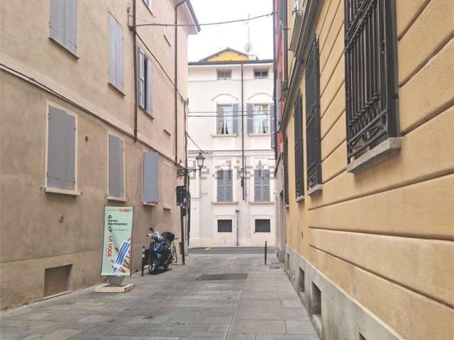 Appartamento in vendita di 85 m² in Via Guidelli, 11