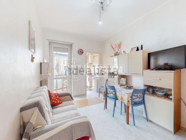 Appartamento in vendita di 85 m² in Via II Giugno, 3