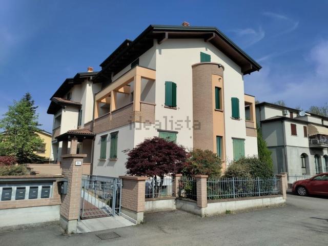 Appartamento in vendita di 85 m² in Via Ippolito Nievo, 3