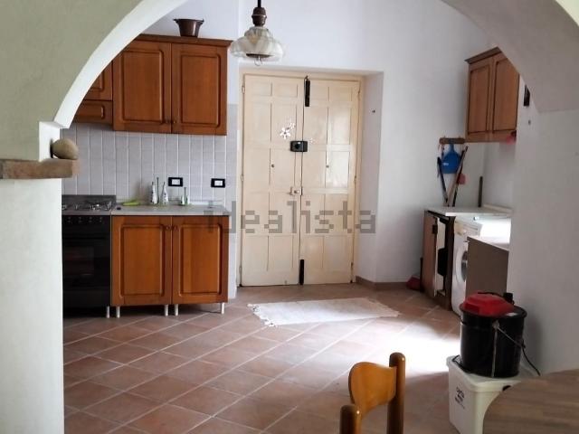 Appartamento in vendita di 85 m² in Via IV Novembre, 13