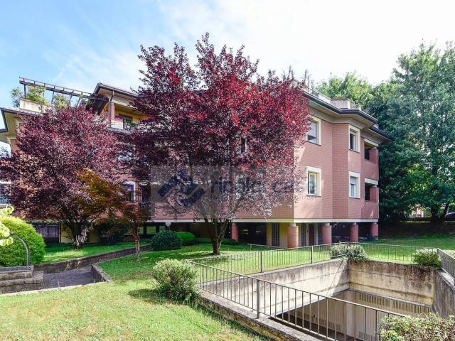 Appartamento in vendita di 85 m² in Via Lanzone da Corte