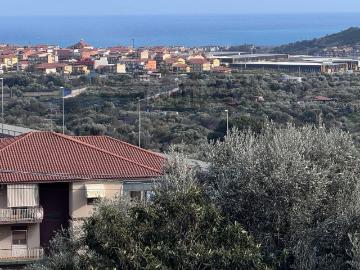 Appartamento in vendita di 85 m² in Via Landolina, 22