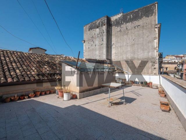 Appartamento in vendita di 85 m² in Via Lisso, 59