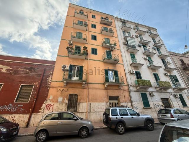 Appartamento in vendita di 85 m² in Via Livio Andronico, 42