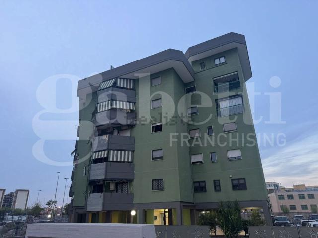 Appartamento in vendita di 85 m² in Via Lombardia