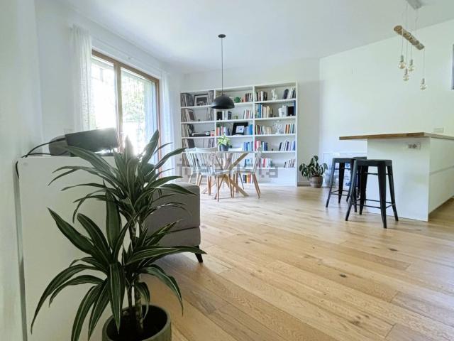 Appartamento in vendita di 85 m² in Via Lombardia