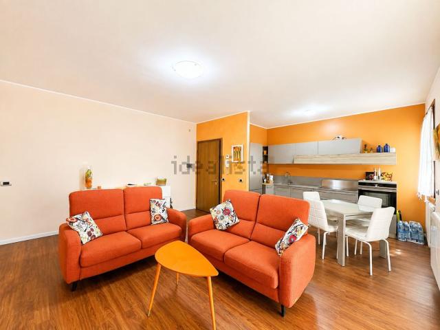 Appartamento in vendita di 85 m² in Via Lorenzini