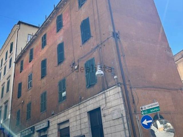 Appartamento in vendita di 85 m² in Via Luigi Cadorna