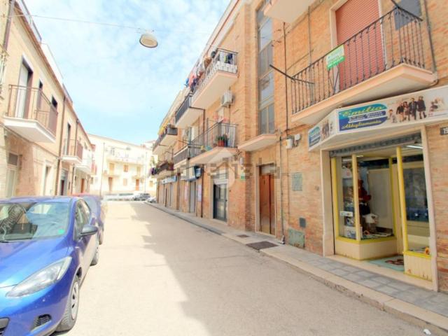 Appartamento in vendita di 85 m² in Via Luigi Settembrini, 21