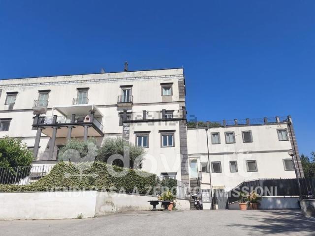 Appartamento in vendita di 85 m² in Via Macedonia, 1