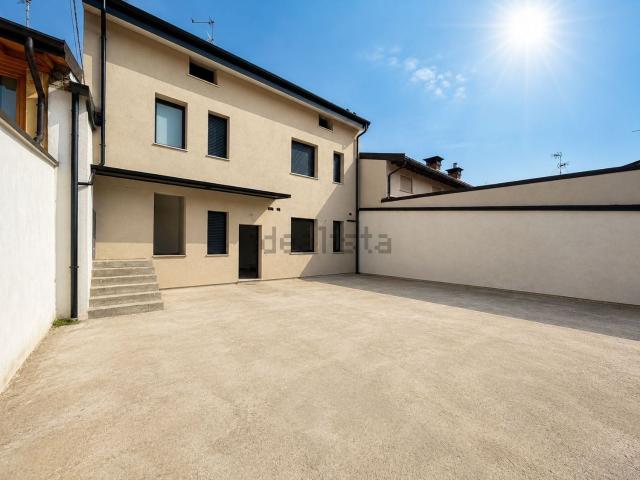 Appartamento in vendita di 85 m² in Via Maglio