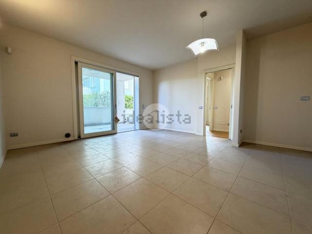Appartamento in vendita di 85 m² in Via Martiri della Libertà, 42