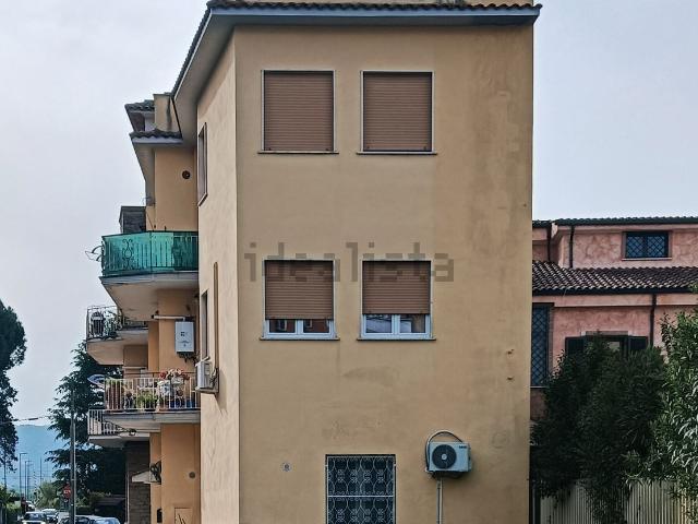 Appartamento in vendita di 85 m² in Via Maurizio Moris