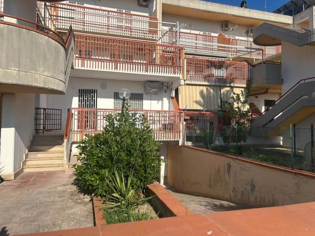 Appartamento in vendita di 85 m² in Via Michelangelo Buonarroti, 6