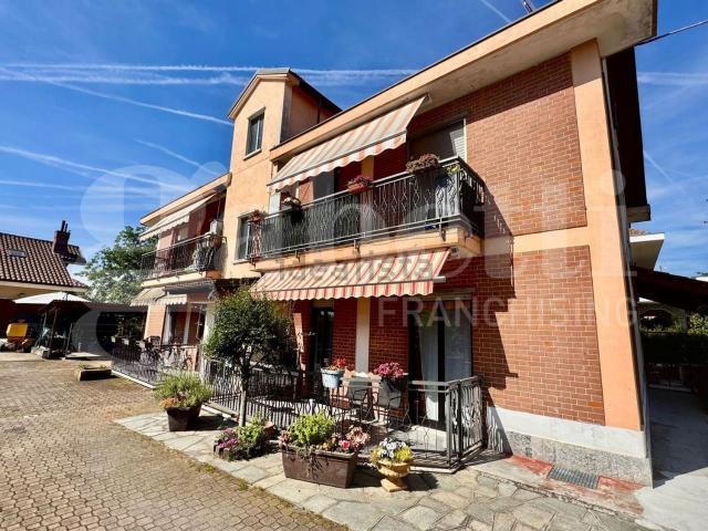 Appartamento in vendita di 85 m² in Via Michelangelo Buonarroti
