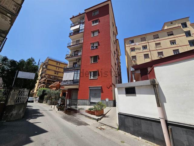 Appartamento in vendita di 85 m² in Via Michele Riccio, 4