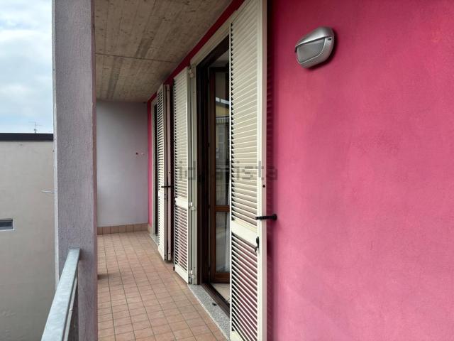 Appartamento in vendita di 85 m² in Via Montanara