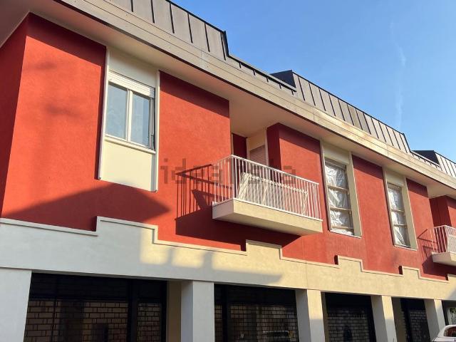 Appartamento in vendita di 85 m² in Via Monte Grappa, 12