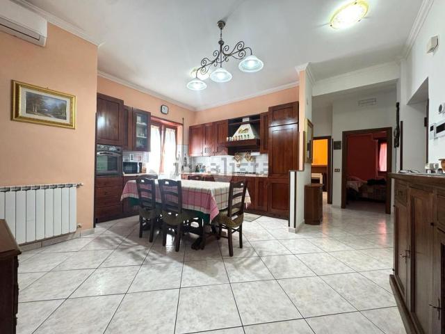 Appartamento in vendita di 85 m² in Via Monti Lepini