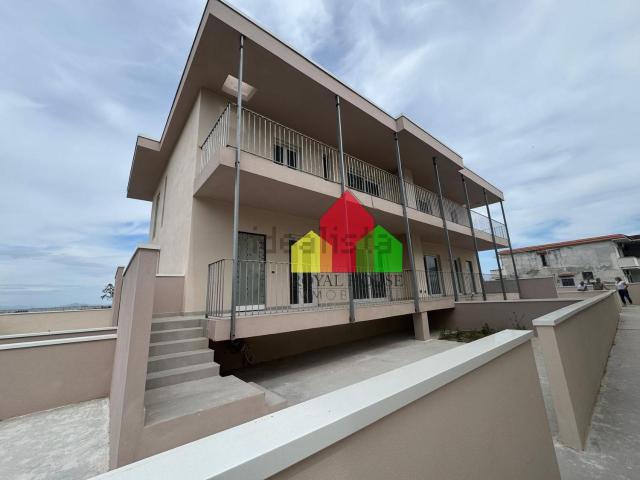 Appartamento in vendita di 85 m² in Via Modena