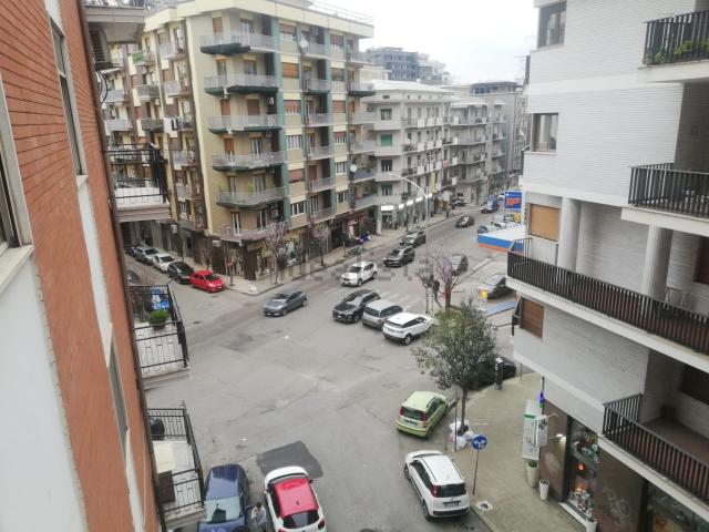 Appartamento in vendita di 85 m² in Via Nicola Serra, 24