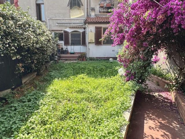 Appartamento in vendita di 85 m² in Via Nicola Pisano, 56126