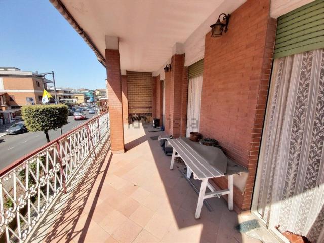 Appartamento in vendita di 85 m² in Via Nomentana