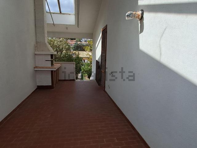 Appartamento in vendita di 85 m² in Via Osimo, 98