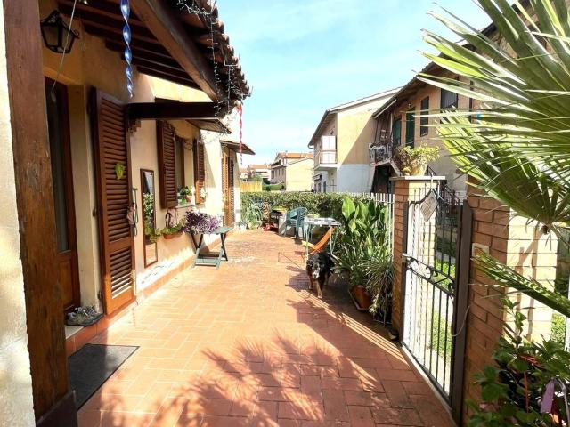 Appartamento in vendita di 85 m² in Via P. Nenni, 1