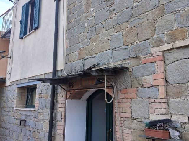 Appartamento in vendita di 85 m² in Via Padre Andrea Bina