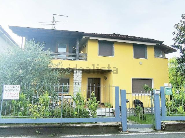 Appartamento in vendita di 85 m² in Via Palazzolo, 10