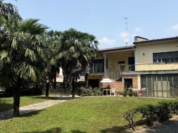 Appartamento in vendita di 85 m² in Via Parauro, 2