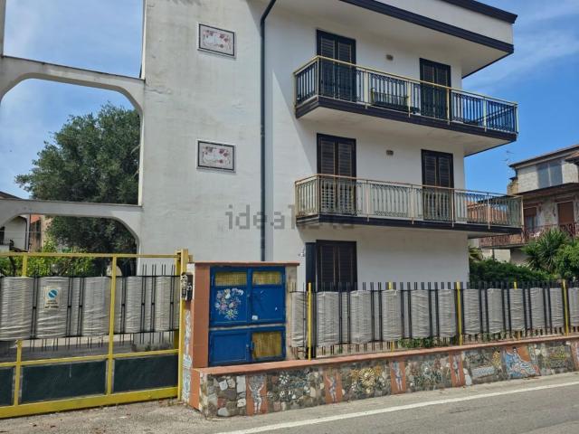 Appartamento in vendita di 85 m² in Via Parmenide