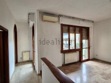Appartamento in vendita di 85 m² in Via Pian di Grassina